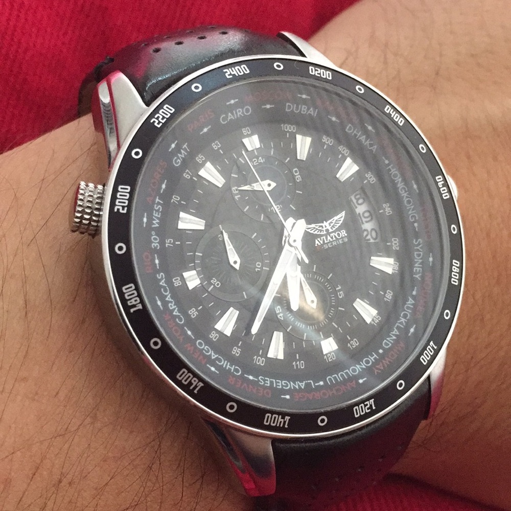 Aviator black watch model AVW7770G78